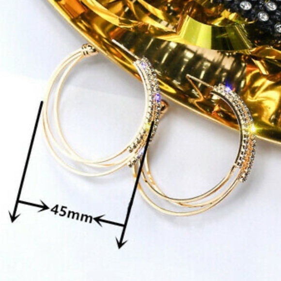 NEW 18k Gold Plated Hoop Earrings - Picture 3 of 5